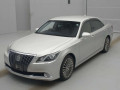 2017 Toyota Crown Majesta