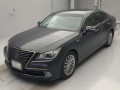 2015 Toyota Crown Hybrid