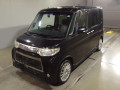 2011 Daihatsu Tanto