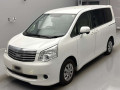 2013 Toyota Noah