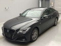 2019 Toyota Crown Hybrid