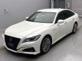 2019 Toyota Crown Hybrid