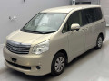 2013 Toyota Noah