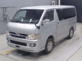 2005 Toyota Hiace Van