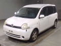 2004 Toyota Sienta