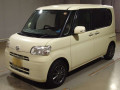 2011 Daihatsu Tanto