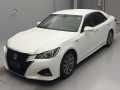 2016 Toyota Crown Hybrid