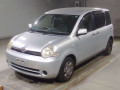 2005 Toyota Sienta