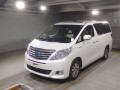 2013 Toyota Alphard Hybrid