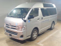 2010 Toyota Regiusace Van