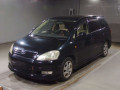 2003 Toyota Ipsum