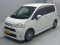 2011 Daihatsu Move Custom