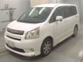 2008 Toyota Noah