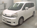 2011 Toyota Voxy