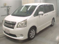 2009 Toyota Noah