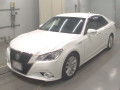 2014 Toyota Crown Hybrid