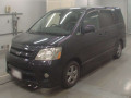 2005 Toyota Noah