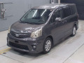 2013 Toyota Noah