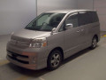 2006 Toyota Voxy
