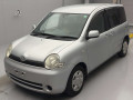 2005 Toyota Sienta
