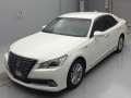 2013 Toyota Crown Hybrid