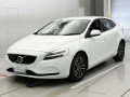 2019 Volvo V40