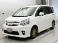 2010 Toyota Noah