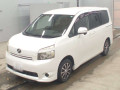 2007 Toyota Voxy