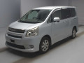 2009 Toyota Noah