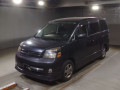 2005 Toyota Voxy