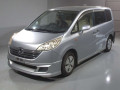 2005 Honda Step WGN
