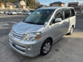 2007 Toyota Noah