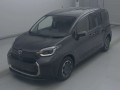 2022 Toyota Sienta