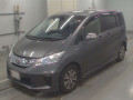 2013 Honda Freed hybrid