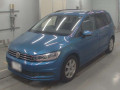 2016 Volkswagen Golf Touran