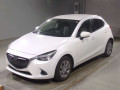2016 Mazda Demio