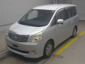 2011 Toyota Noah