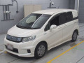 2012 Honda Freed spike hybrid