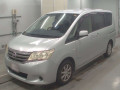2013 Nissan Serena
