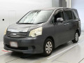 2011 Toyota Noah