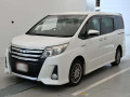 2016 Toyota Noah