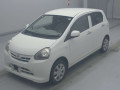 2013 Daihatsu Mira e:S
