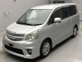 2013 Toyota Noah