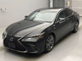 2019 Lexus ES