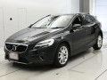 2017 Volvo V40