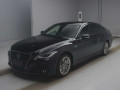 2019 Toyota Crown Hybrid