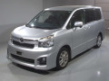 2013 Toyota Voxy