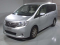 2013 Nissan Serena