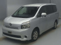 2010 Toyota Voxy