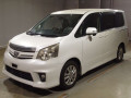 2013 Toyota Noah